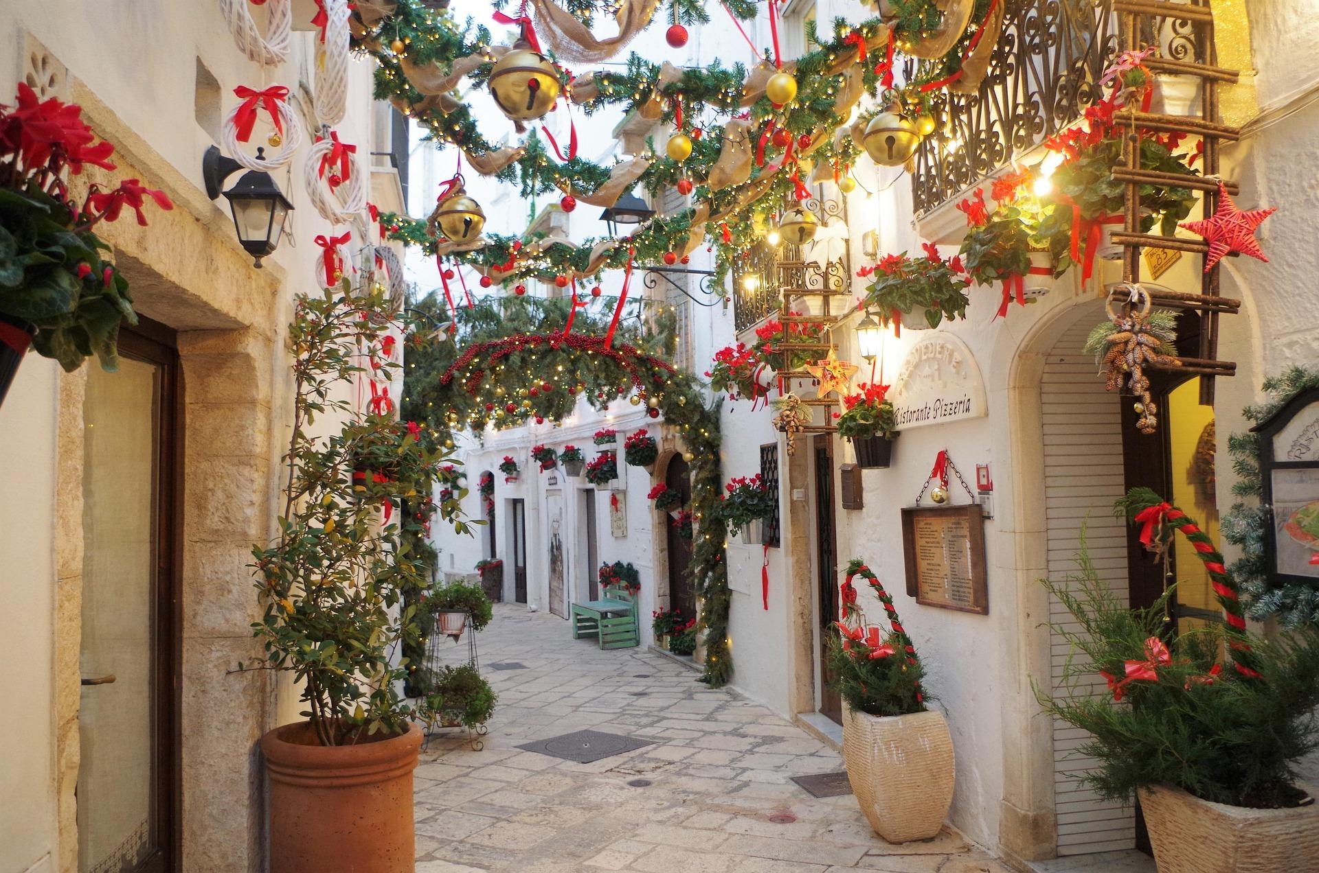 Read more about the article APULIA ŚWIATECZNIE